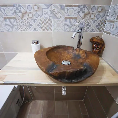 ゲストハウス Trentova Special Rooms- Locazione Turistica アグローポリ