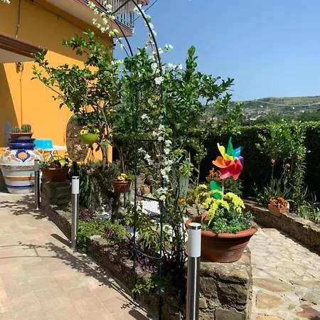 Trentova Special Rooms- Locazione Turistica ゲストハウス 2*